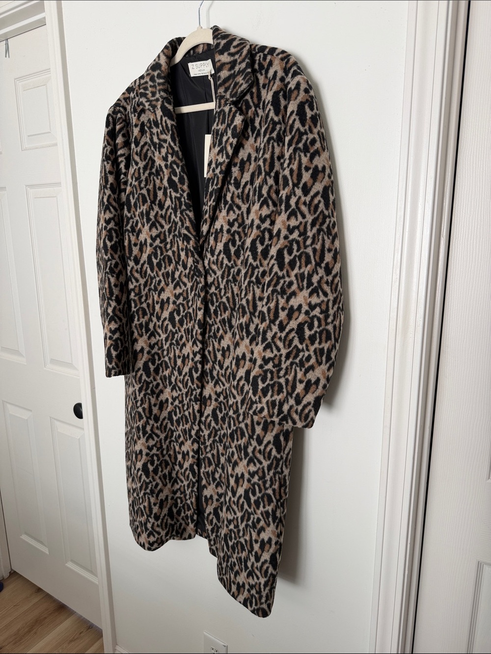 Z Supply Leopard Print Long Coat Black & Tan Car Coat Medium - Picture 2 of 8